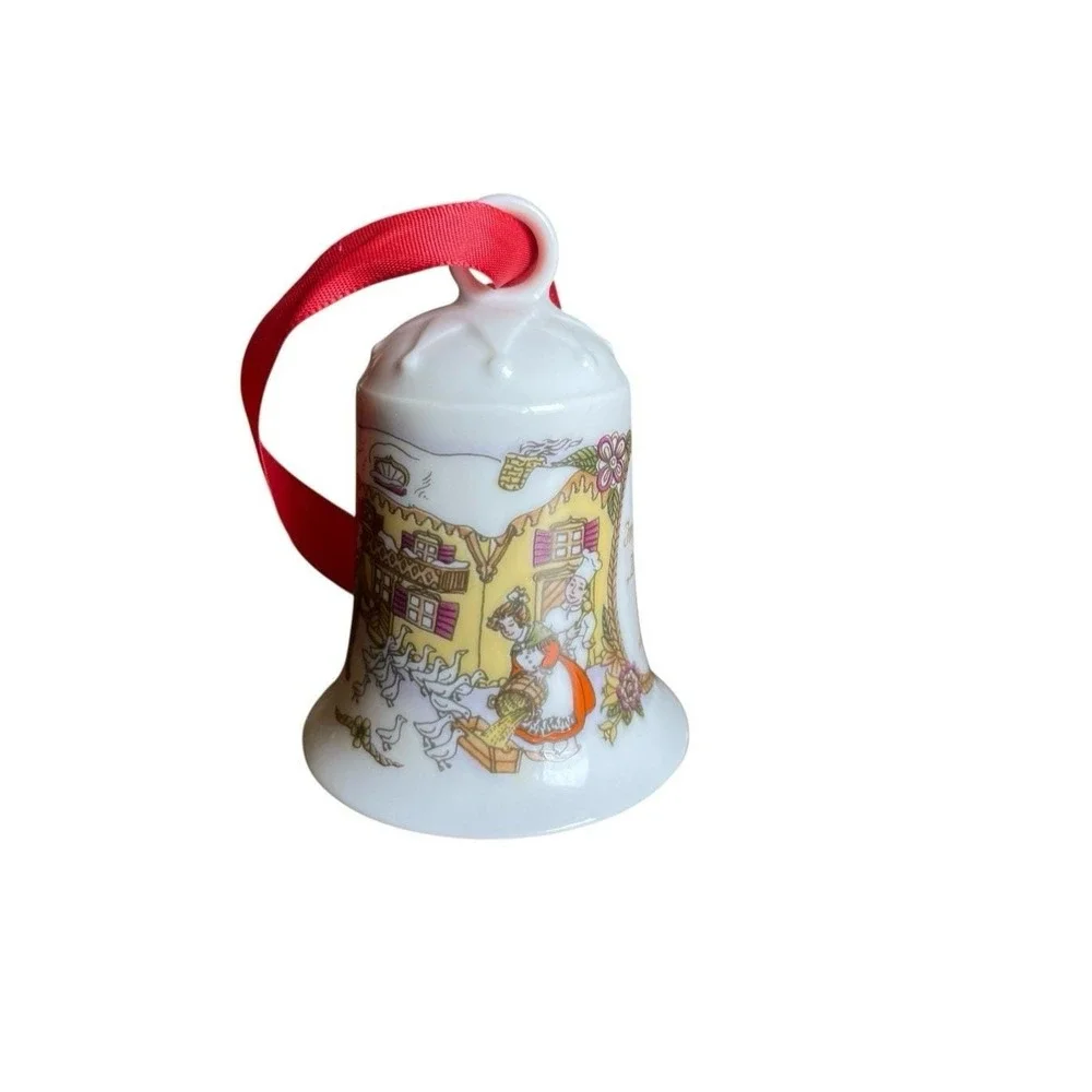 At the Goose Inn Christmas Bell Ornament 1992 Weihnachts Glock Porcelain Germany